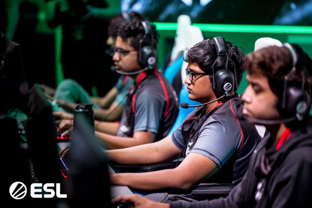 Eight teams battled for the US$300,000 winner's cheque at ESL One Mumbai.