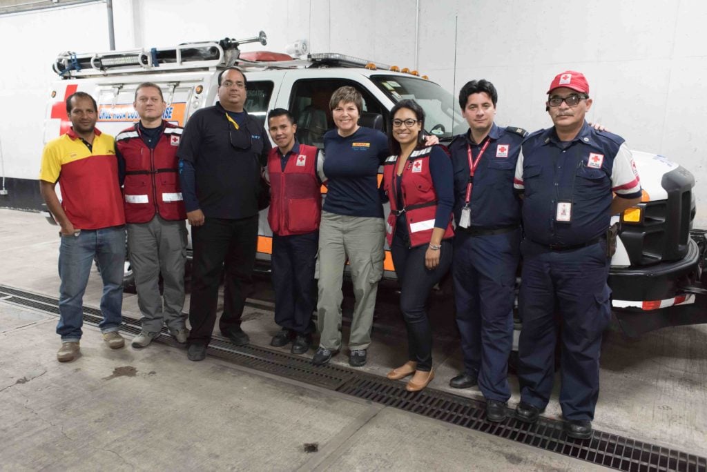 DHL volunteers in Costa Rica with the Red Cross.