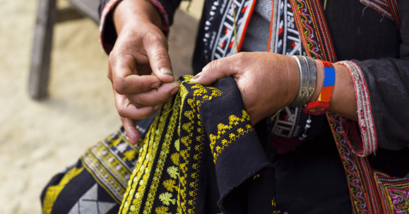 Hmong Sewing (Image: Shutterstock)