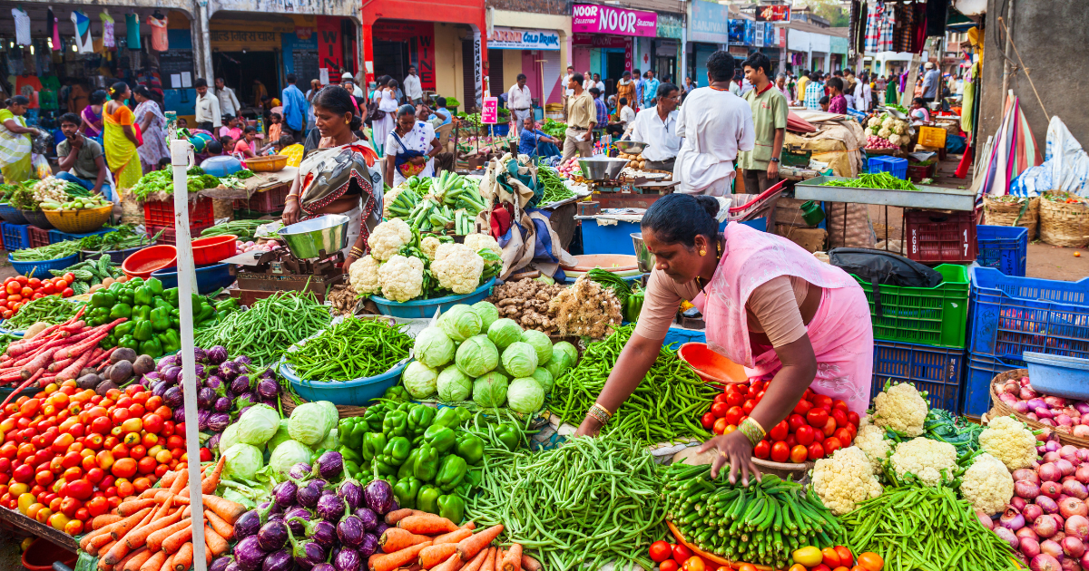 During the Covid-19 lockdown, farmers and local suppliers lost income due to their high reliance on brick-and-mortar stores and local markets, as well as a weak online market. 