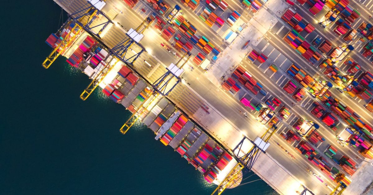Different strokes, same woes for Transpacific and Asia-Europe routes